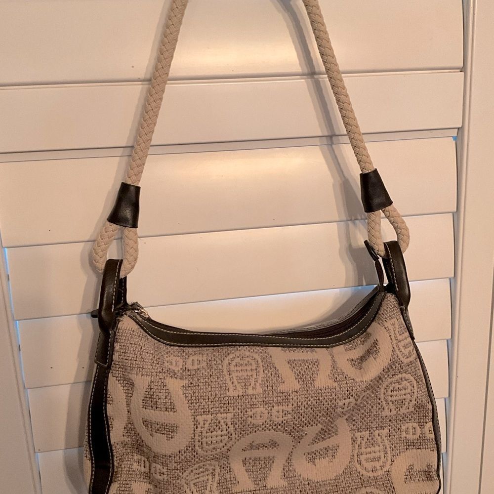 Etienne Aigner Handbag - Picture 2 of 8